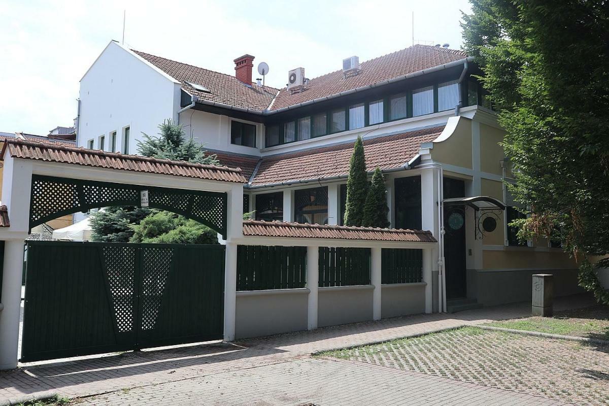Hotel Szlovak Panzio Bekescsaba Exteriér fotografie