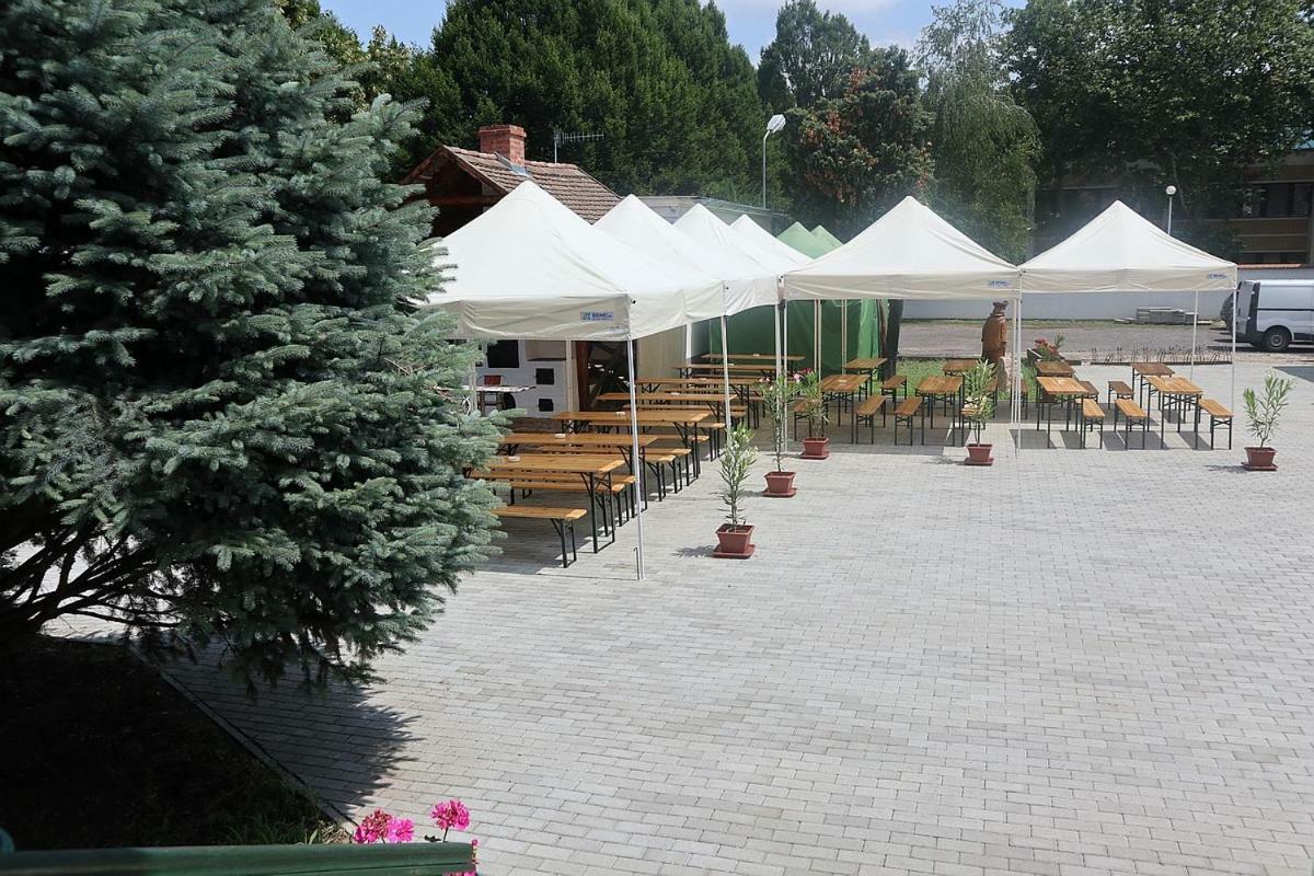 Hotel Szlovak Panzio Bekescsaba Exteriér fotografie