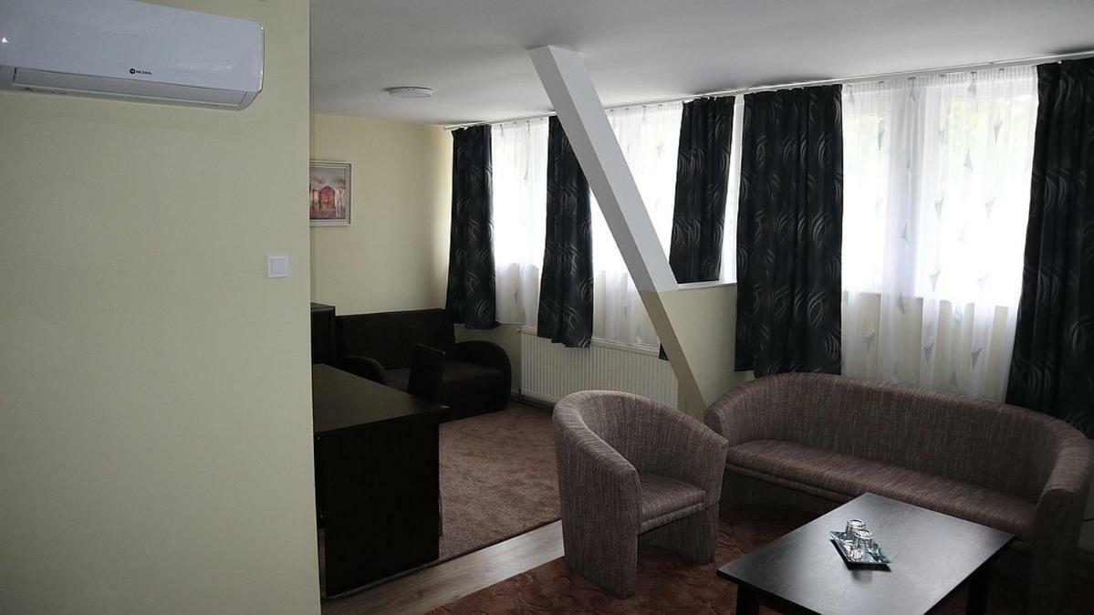 Hotel Szlovak Panzio Bekescsaba Exteriér fotografie